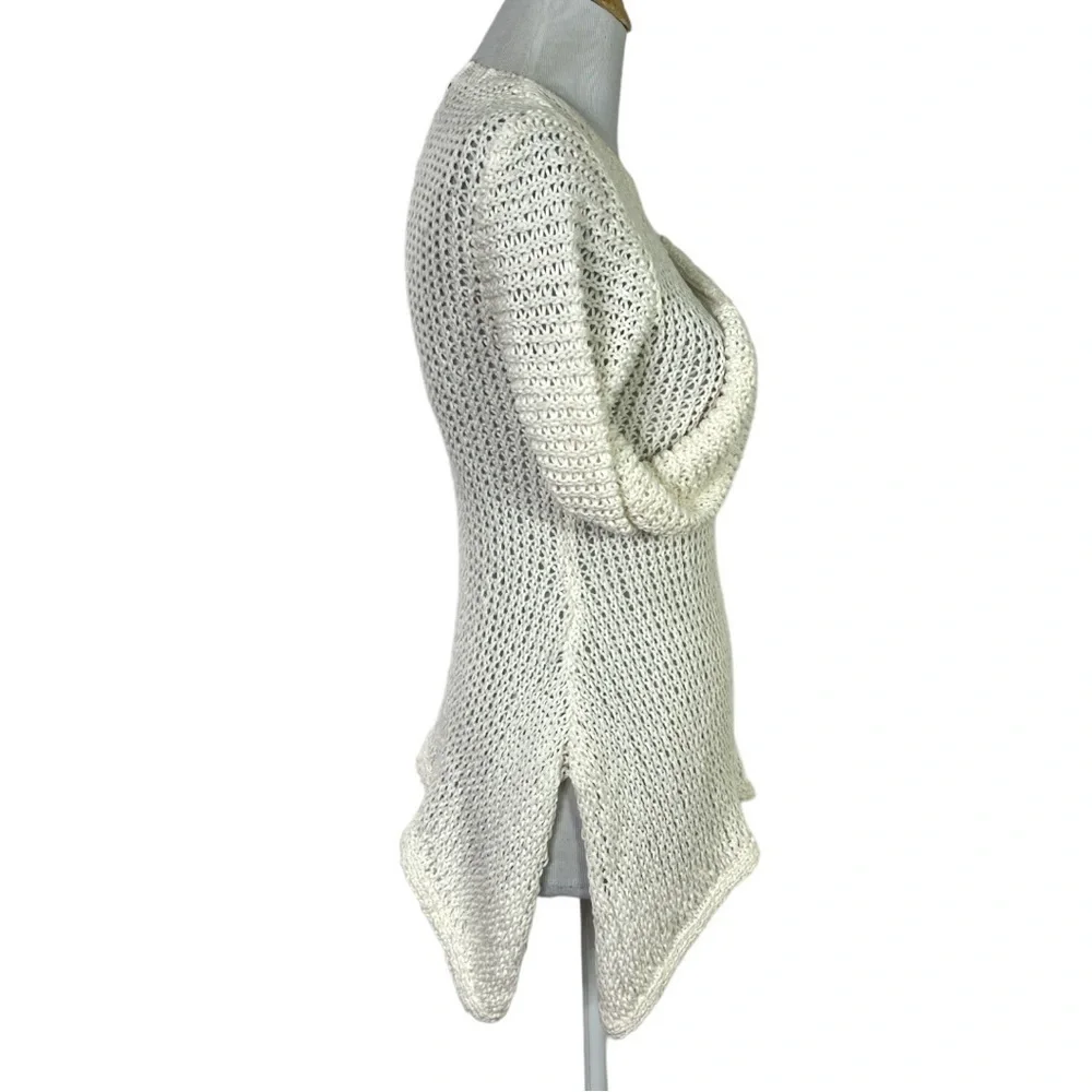 NWT JoFit Stay Inn Sweater size Small in White Asymmetrical Long Hem - Picture 4 of 10